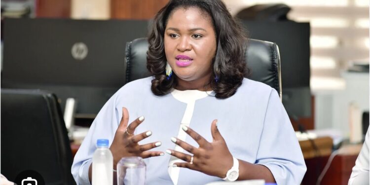 DUALITÉ AU SOMMET DE L’ÉTAT : Marie Rose Faye appelle à la cohésion et au calme