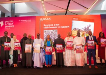 ‎ACCÈS À L&rsquo;INTERNET