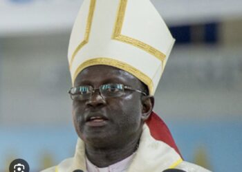 FETES DE NOEL : Mgr André Gueye appelle à la paix