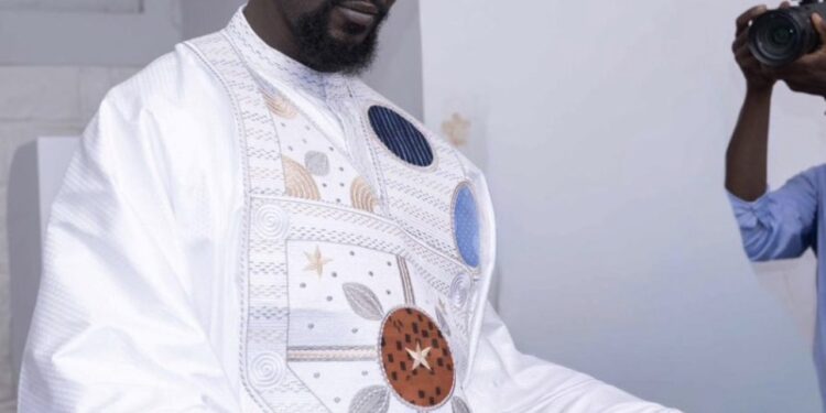 GUINÉE : Mamadi Doumbouya remporte les élections